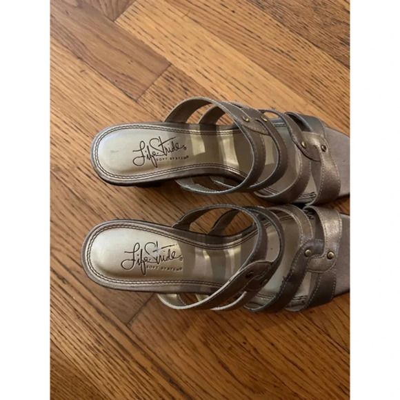 Life Stride Sandals Women's Size 7.5 Antique Bronze - Picture 3 of 7
